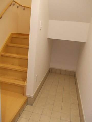グラースの玄関|収納もある玄関です