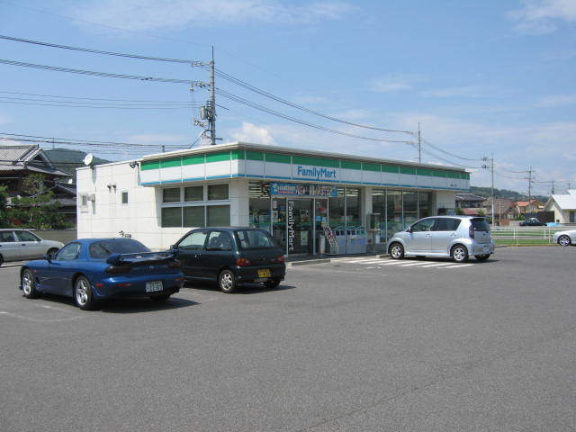 倉敷市二子のアパートの周辺|ファミリーマート
