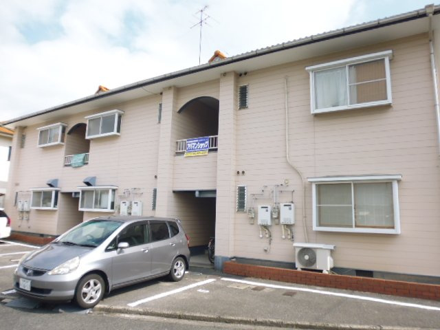 倉敷市西阿知町のアパートの外観