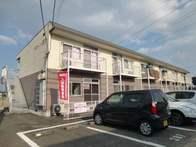 倉敷市福井のアパートの外観