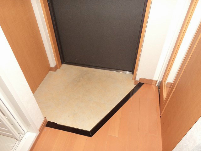 【玄関】プレサンス京都三条大橋　東山苑 
