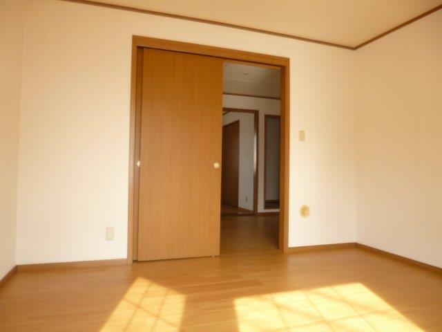 クレストールモリヤAの洋室