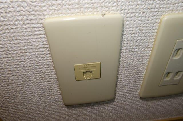 倉敷市粒浦のアパートの設備|電話モジュラー