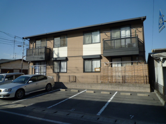 倉敷市日吉町のアパートの外観