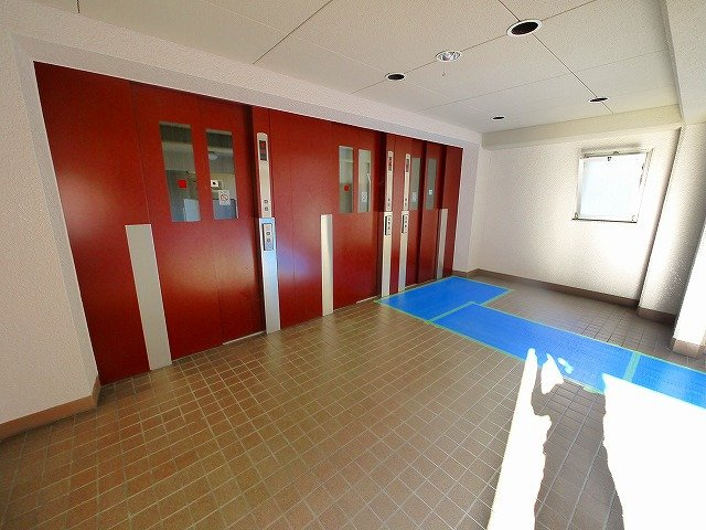 藤和奈良ハイタウンⅤのその他共用部分|エレベーターが３基あります
