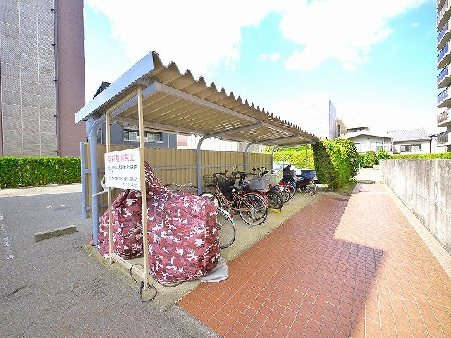 藤和奈良ハイタウンⅤのその他共用部分|駐輪場も広いです