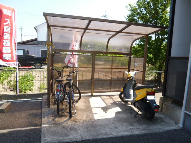 アーバンハウスのその他共用部分|自転車置き場