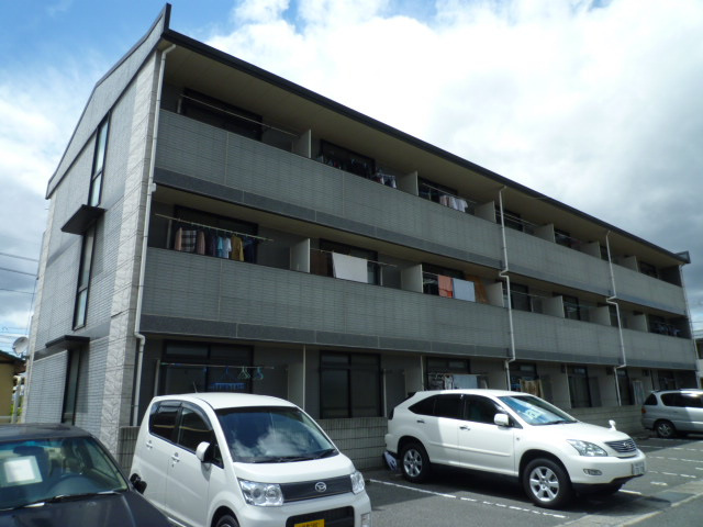 倉敷市高須賀のアパートの外観