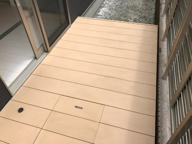 ウッドデッキ