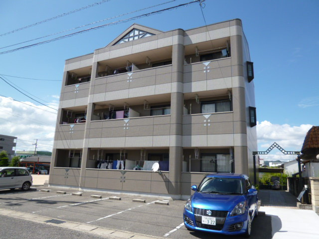 総社市駅前２丁目の賃貸マンションの外観
