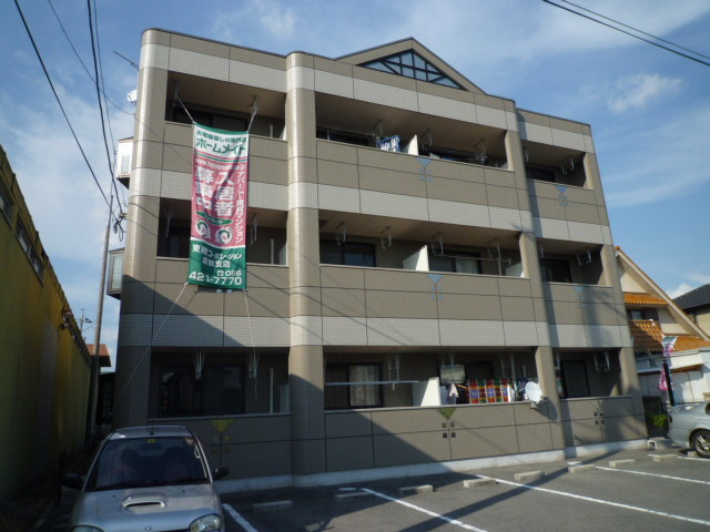 サンタプレイスの外観