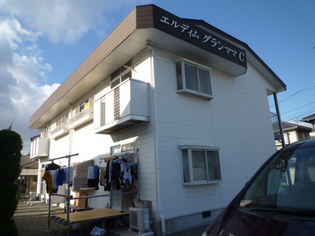 倉敷市茶屋町のアパートの外観