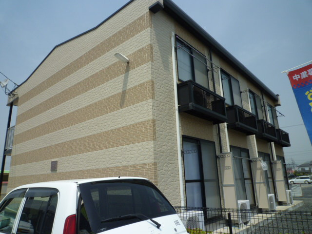 総社市真壁のアパートの外観