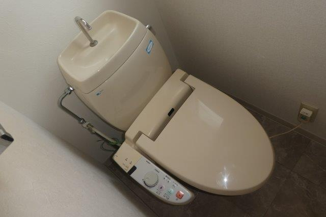 アメニティ福島Ｂのトイレ|ウォシュレット