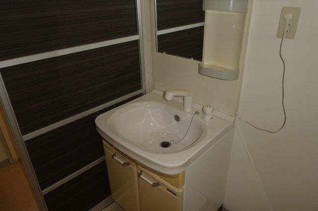 アメニティ福島Ｂの独立洗面台|シャンプードレッサー