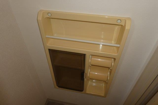 アメニティ福島Ｂのトイレ|トイレ棚
