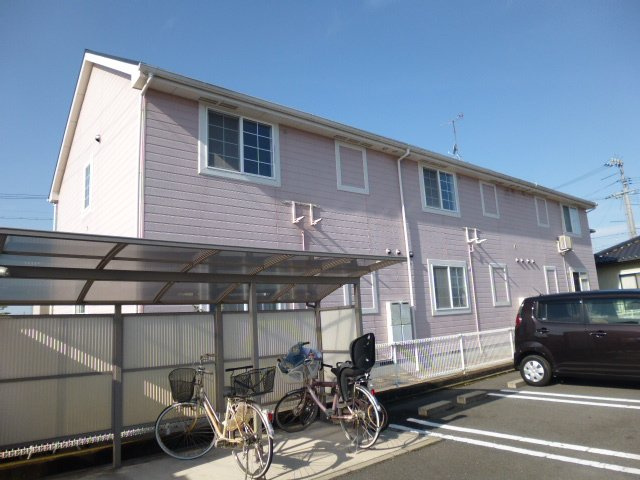総社市駅南２丁目のアパートの外観