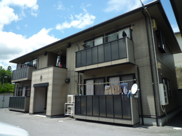 倉敷市真備町箭田のアパートの外観