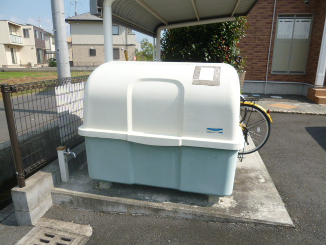 総社市門田のアパートのその他共用部分|敷地内専用ゴミステーション