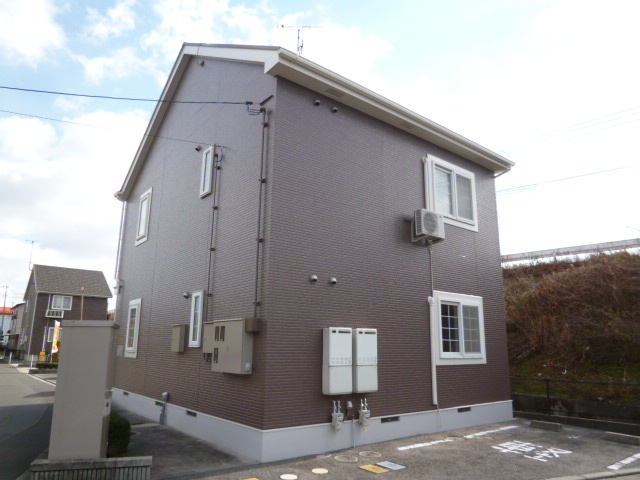 総社市門田のアパートの外観