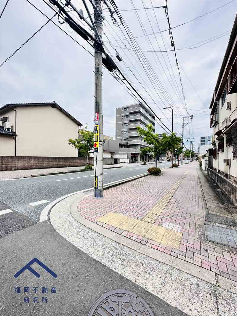ローラン姪浜の周辺