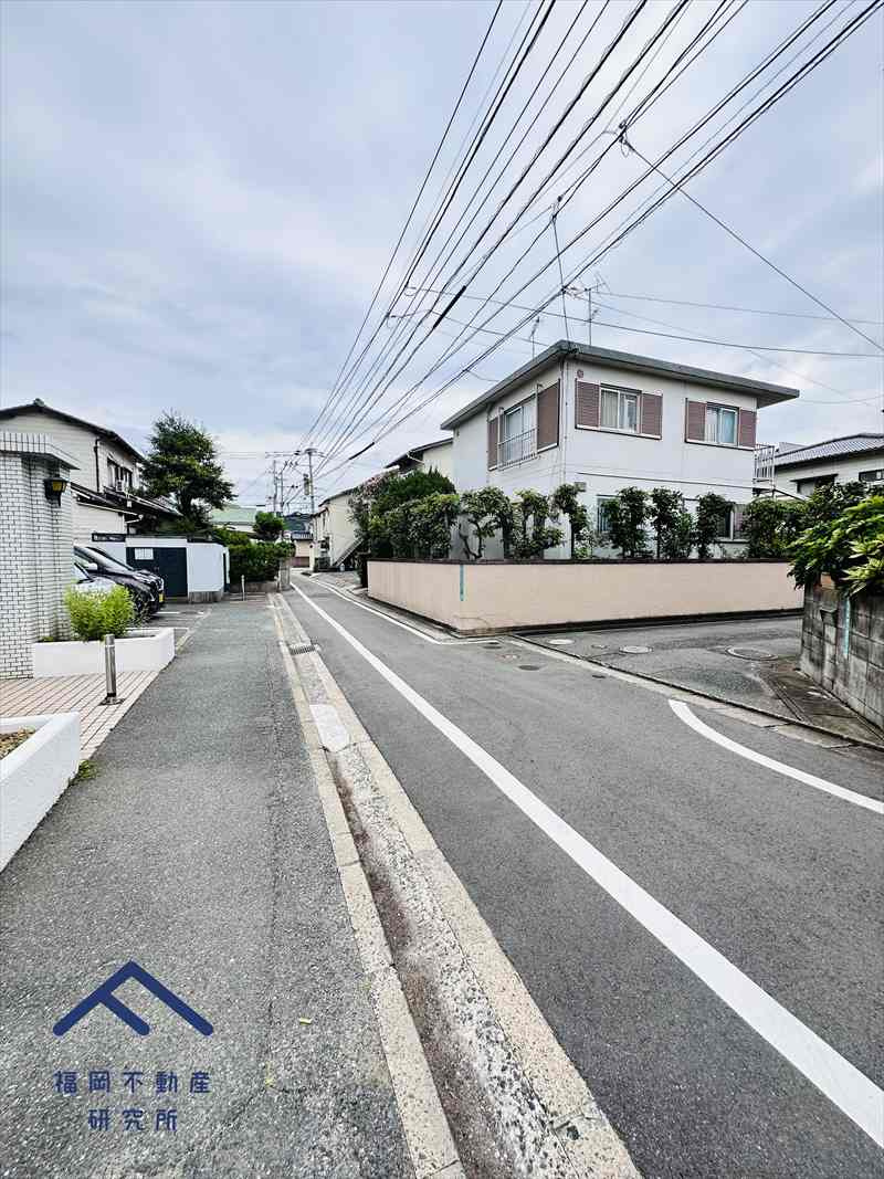 ローラン姪浜の周辺