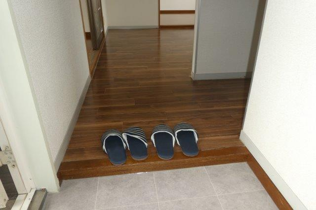 セジュール貝吹Aの玄関