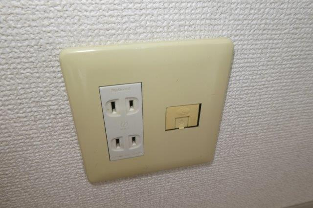 セジュール貝吹Aの設備|電話モジュラー
