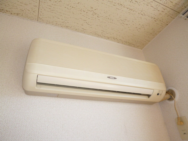 リビエール倉敷Bの設備|エアコン