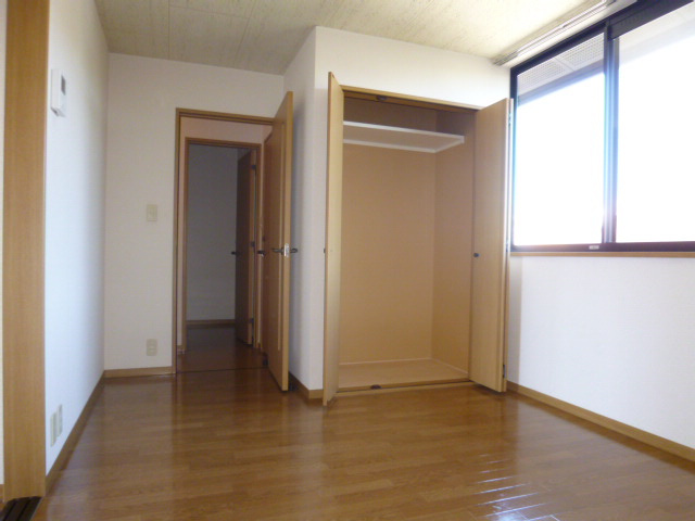 リビエール倉敷Bのキッチン|ダイニングキッチン