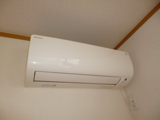 グランパレK　Aの設備|洋室エアコン