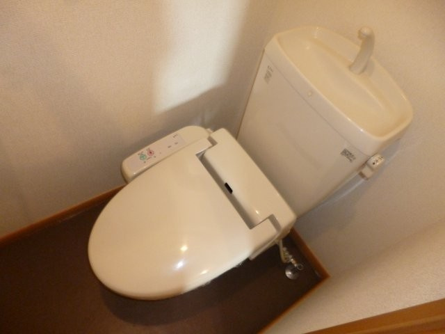 プリムローズＣのトイレ|ウォシュレット