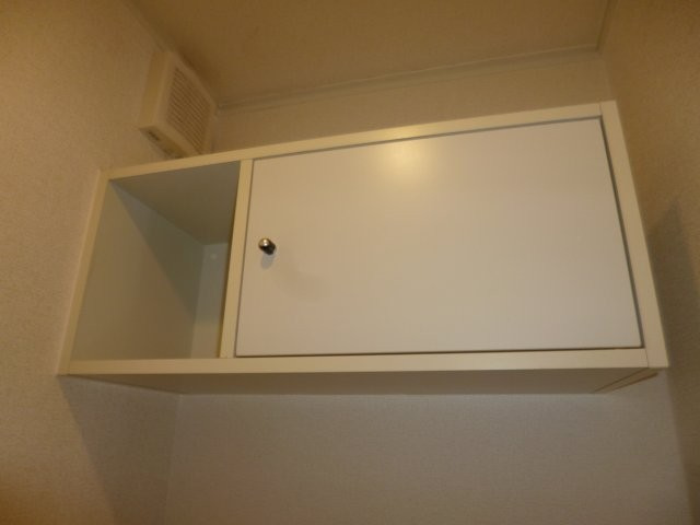 プリムローズＣのトイレ|トイレ棚
