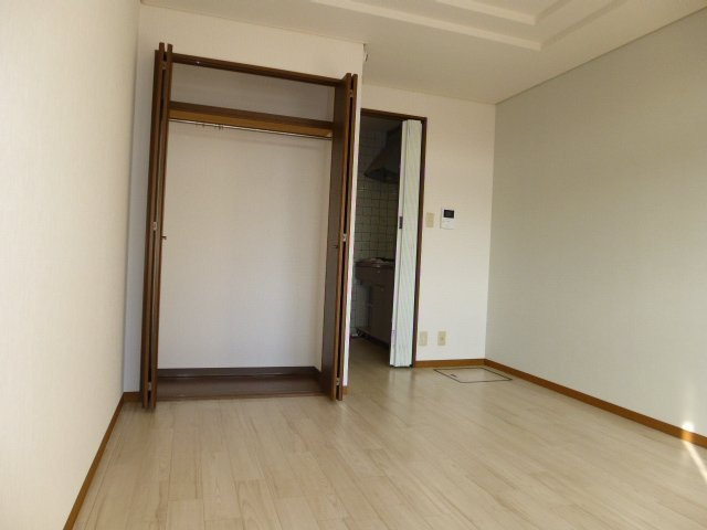 サンルームあじさいの洋室