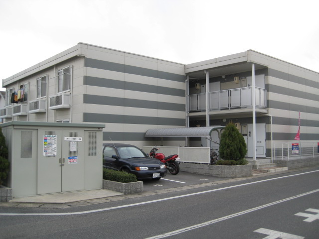 総社市中央３丁目のアパートの外観