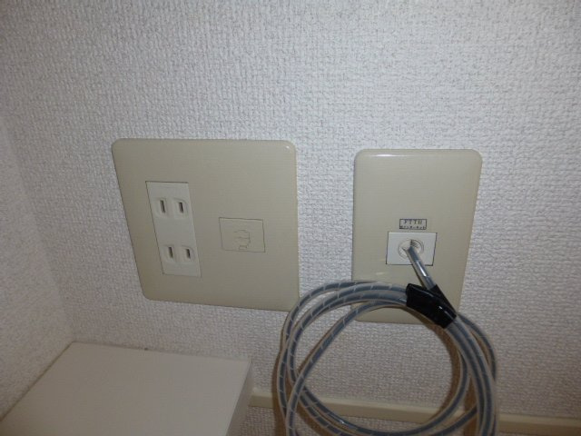 ラフィーネ西阿知Ａの設備|電話モジュラー