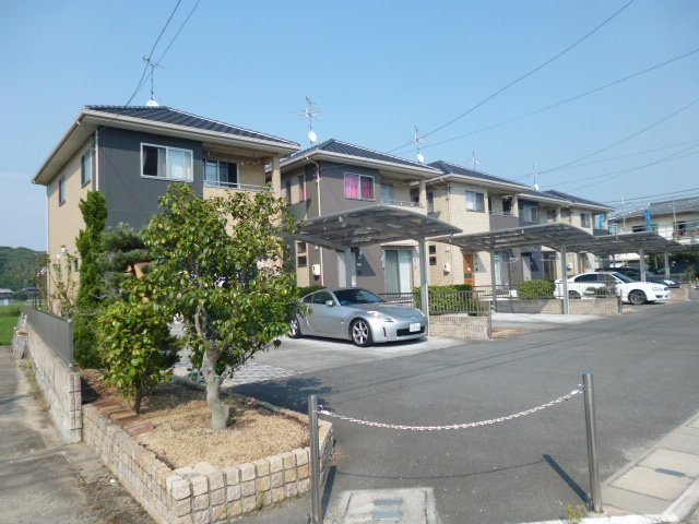 福島山本貸家Cの外観