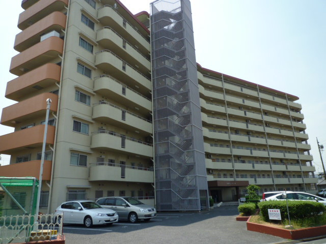 倉敷市石見町の賃貸マンションの外観