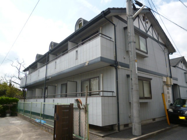 総社市金井戸のアパートの外観