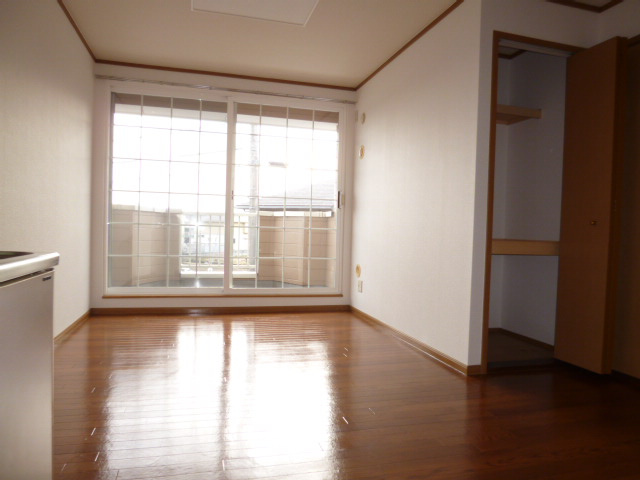 ピュアスペースの居間・リビング