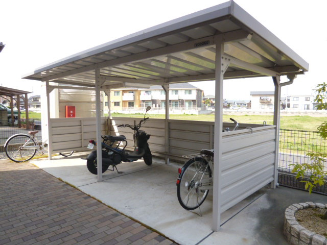 ルミナスハイムⅡのその他共用部分|自転車置き場