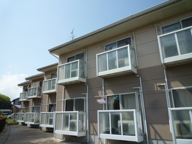 倉敷市中庄のアパートの外観