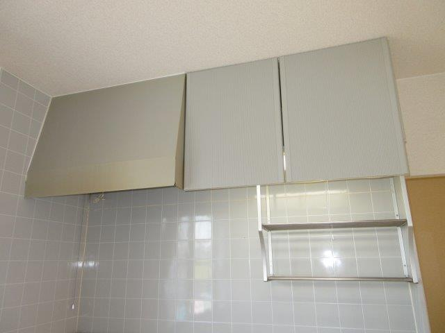 ヴュー葦高のキッチン|キッチン上収納