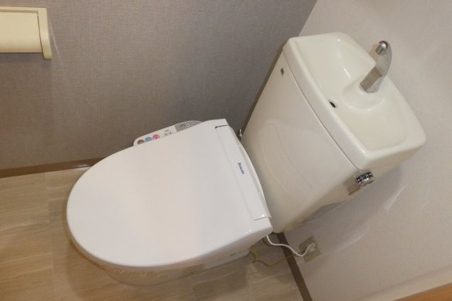 アベニール弐番館のトイレ|ウォシュレット