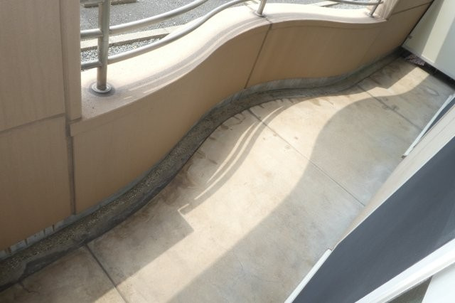 アベニール弐番館のバルコニー