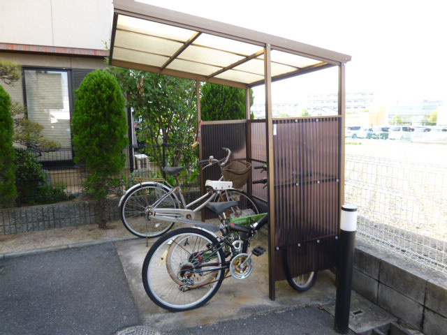つくし館のその他共用部分|駐輪場