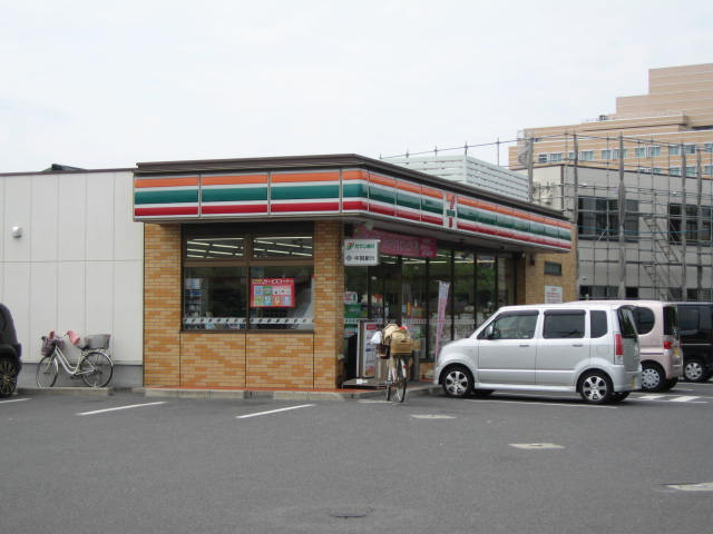 つくし館の周辺|セブンイレブン