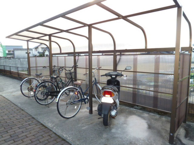 【その他共用部分】 | メゾ・グランデ | 自転車置き場