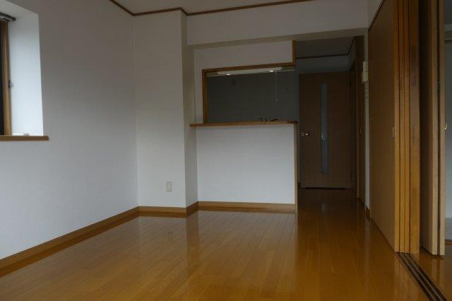 ユーミー総社駅南の居間・リビング