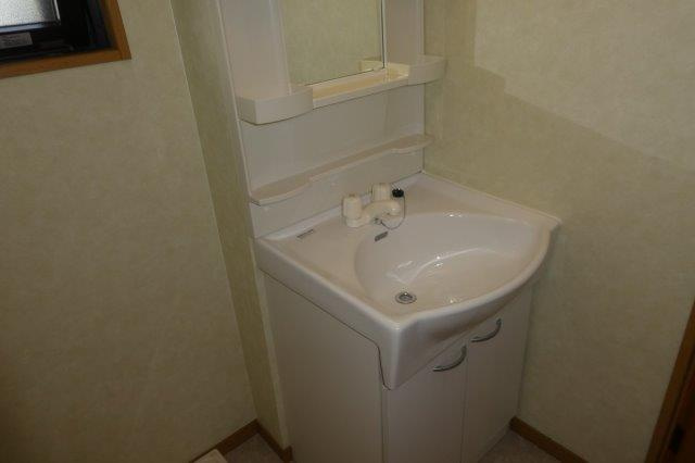 ユーミー総社駅南の独立洗面台